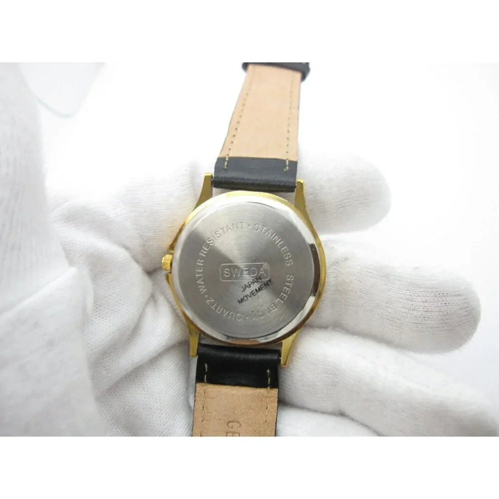 Women's Sweda Horse Carriage Quartz WR‎ Analog Dial Causal Round Watch (F98)